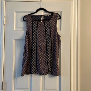 sleeveless blouse